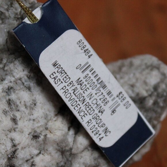 Niquea.D Initial Metal Bracelet - Picture 4 of 5